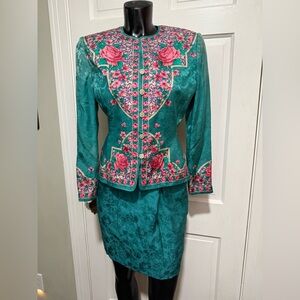 Vintage Silk Floral Suit Outfit Womens Petite Size 4